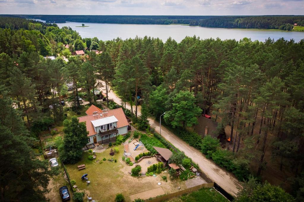 Mazurska Leśniczówka Nowy Zyzdrój Bed and Breakfast Exterior foto